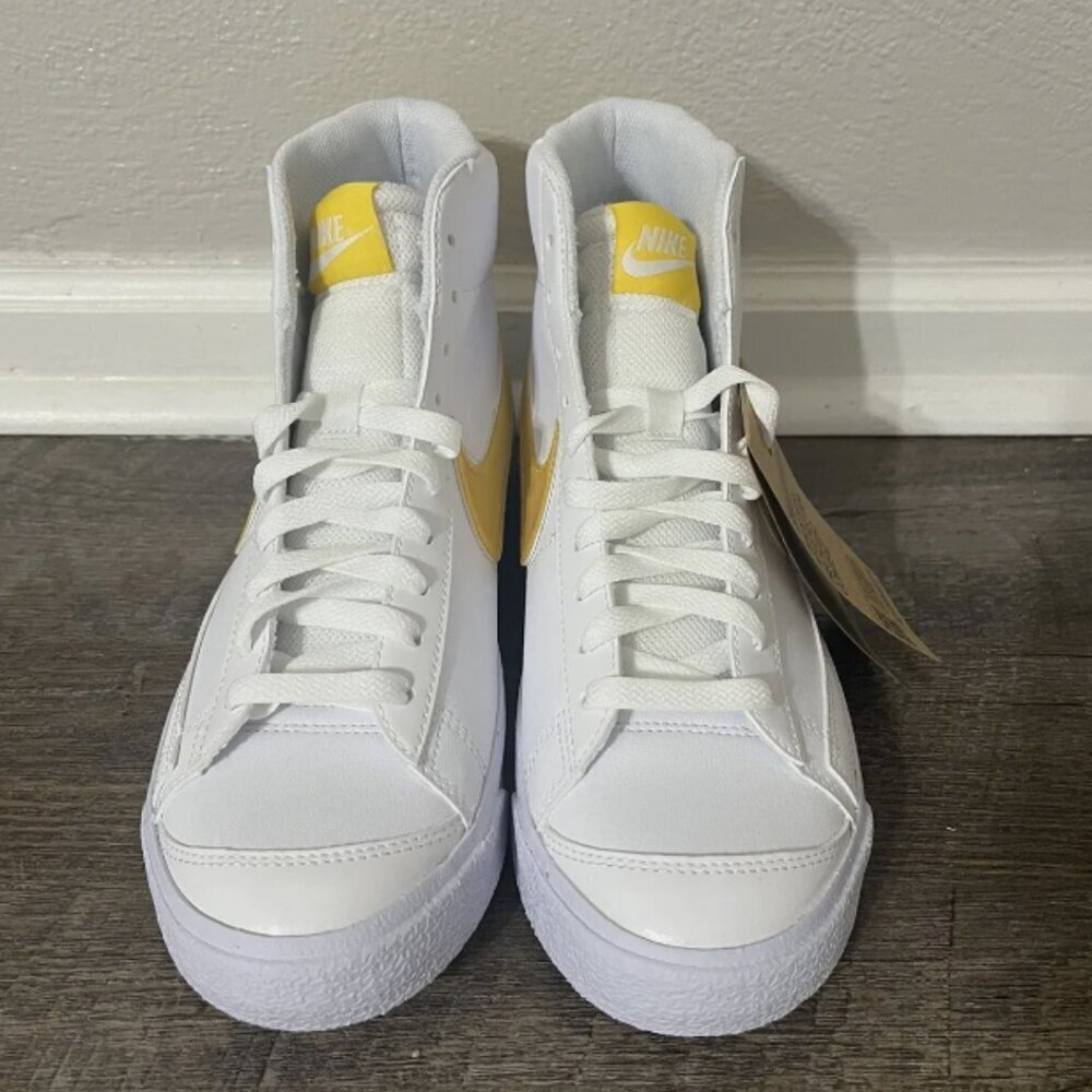 NIKE BLAZER MID NN GS KWE 77 WHITE YELLOW Shoe Size 7Y/Women 8.5 FJ4670-100​​​ - Picture 3 of 11